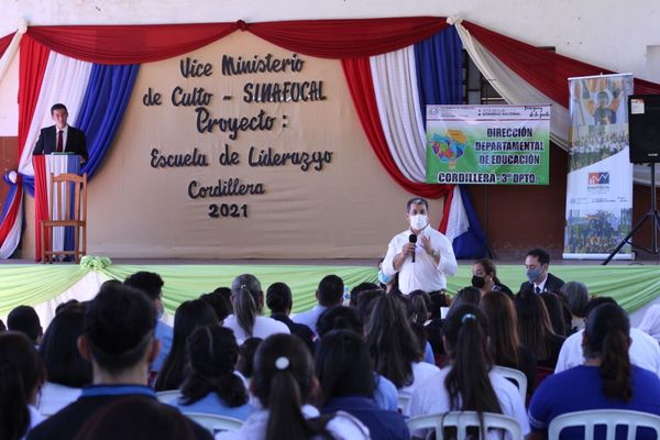 Lanzan proyecto de 'Escuela de Liderazgo' en Itacurubí de la Cordillera - El Trueno