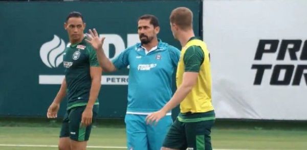Gustavo Morínigo, a dos victorias del ascenso con Coritiba