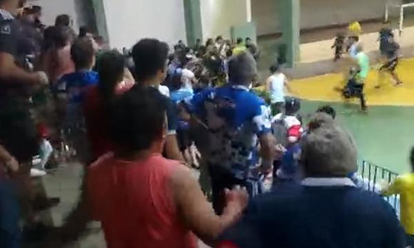 Fútbol de Salón: Bochornoso espectáculo en Carmen del Paraná – Prensa 5