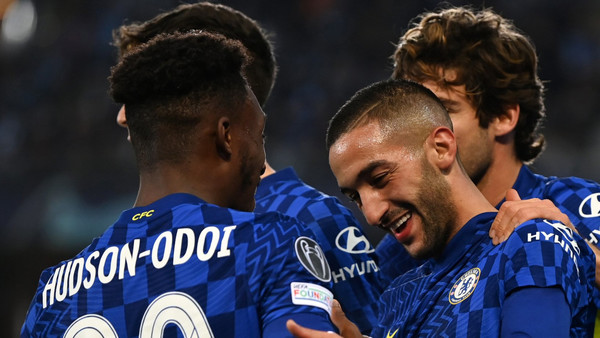 Chelsea se impone en Suecia