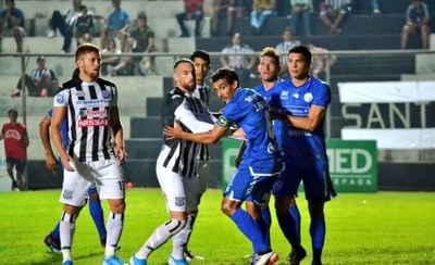 Diario HOY | Postergado el choque entre Sol y Santaní