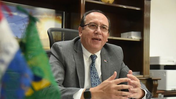 Costo de tarifa para Brasil sigue en discusión, señala director de Itaipú