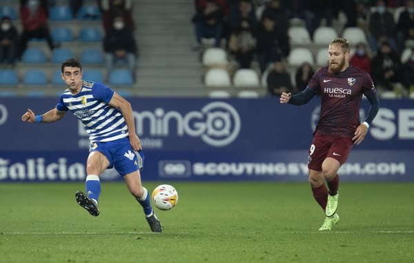 Con Pitta de titular, el Huesca rescata un agónico empate de visitante