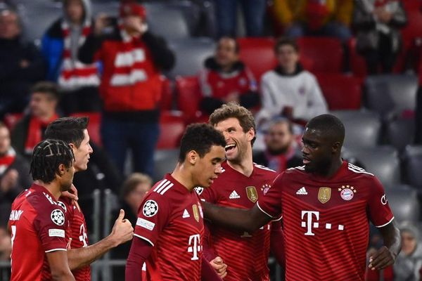 Lewandowski clasifica al Bayern para octavos - Fútbol Internacional - ABC Color