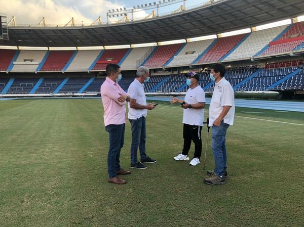 Visita al Metropolitano - Fútbol - ABC Color