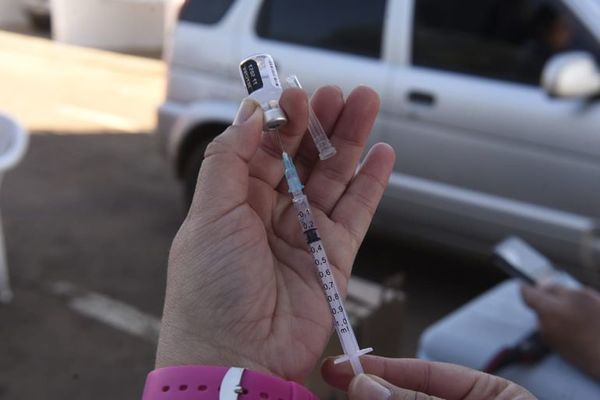 Vacunados con dosis de Janssen podrán recibir Pfizer como refuerzo contra la covid-19 - Nacionales - ABC Color