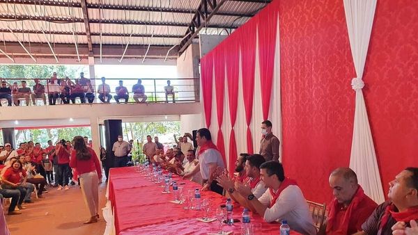Horacio Cartes estrena otro gobernador en su equipo