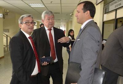 Fiscales interponen inconstitucionalidad en caso “Ára de Finanzas” - Nacionales - ABC Color
