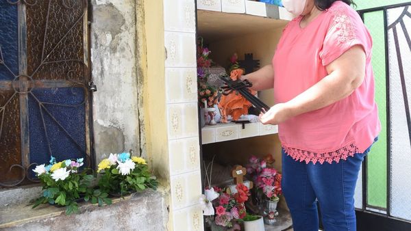 Tras las restricciones, conmemoran tradicional Día de los Difuntos