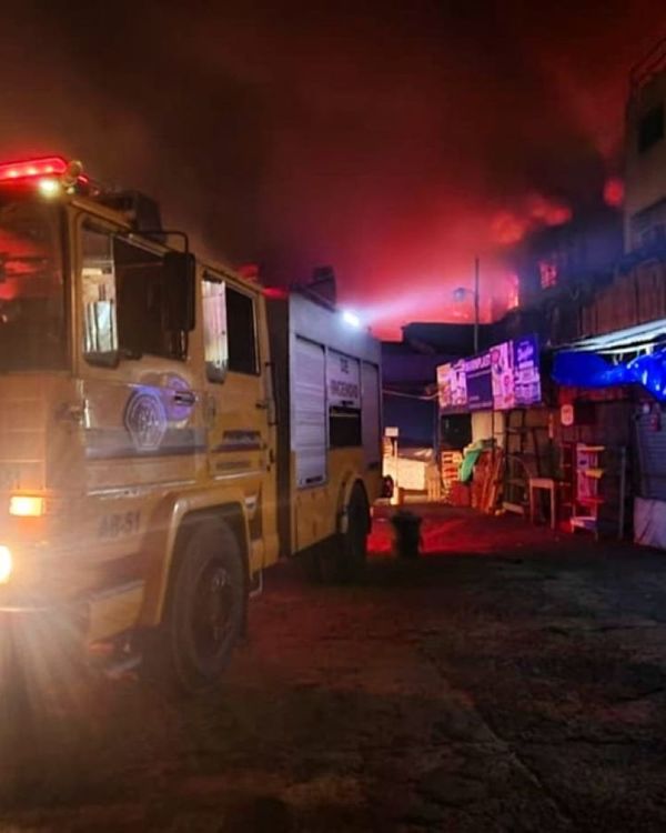 Declaran emergencia general el incendio del Mercado 4