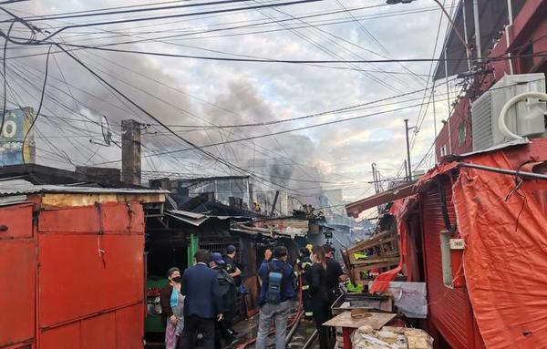 Calles a evitar, tras incendio en el Mercado 4