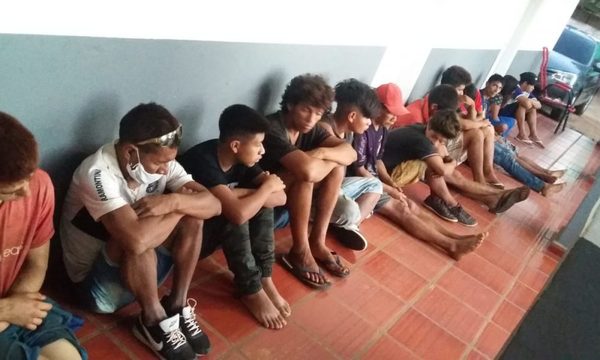 Demoran a jóvenes en situación de calle durante tempranero procedimiento policial – Diario TNPRESS