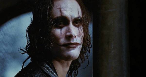 La Nación / Actores deben entrenar antes de usar armas, aboga hermana de Brandon Lee