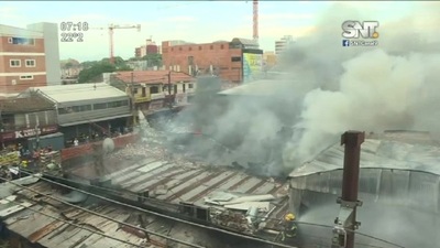 Mercado 4: Recorremos diversos sectores afectados por el fuego - SNT