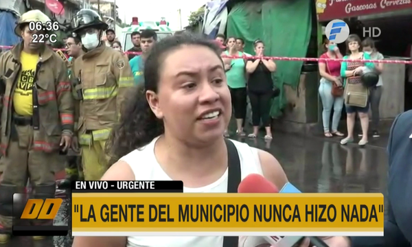 Comerciantes del Mercado 4: ''La gente del Municipio nunca hizo nada, ellos solo quieren recaudar'' | Telefuturo