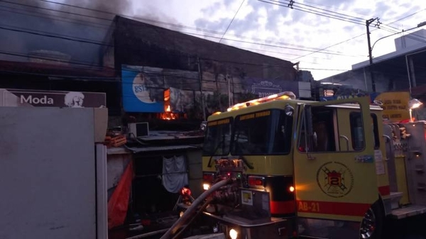 Diario HOY | Félix Sosa, titular de ANDE, sobre incendio en el mercado y el trabajo de los funcionarios de la ANDE