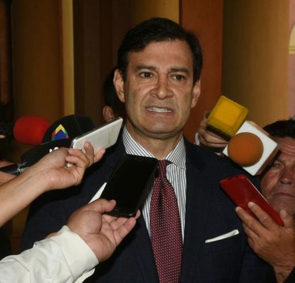 Beto califica de «farsa» integración de terna para la Corte y afirma que se trata de pacto político