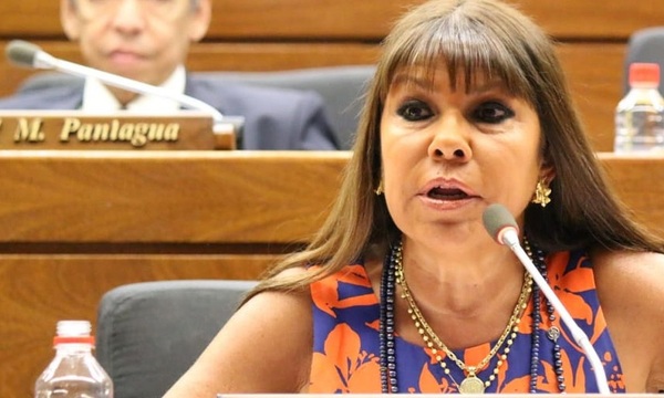 La diputada Celeste Amarilla descontenta con la reina Letizia de España | Telefuturo