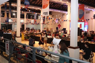 ¡HOY! Festival “Emprende Shopping” te espera hasta las 21:00 hs. en el Centro de Convenciones del Mariscal