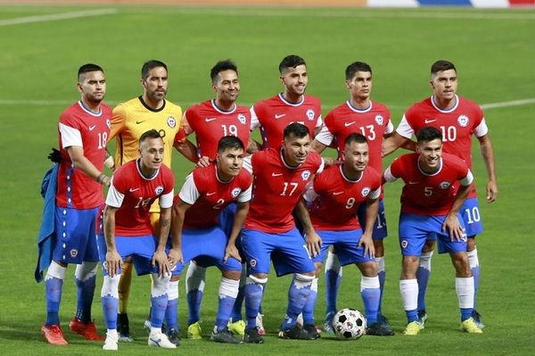 Los convocados de Chile para medir a la Albirroja