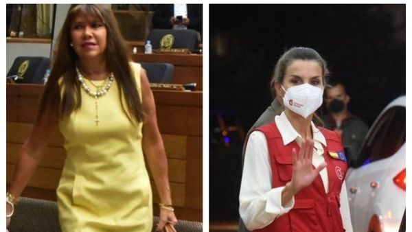 Amarilla critica vestimenta de la reina Letizia y desata la polémica