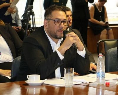 Miguel Godoy consigue su reelección como defensor del Pueblo