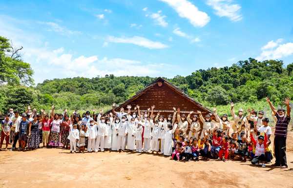 Primera dama reconoce a guías y comunidad indígena que participan de programa de turismo sostenible en Itapúa - .::Agencia IP::.
