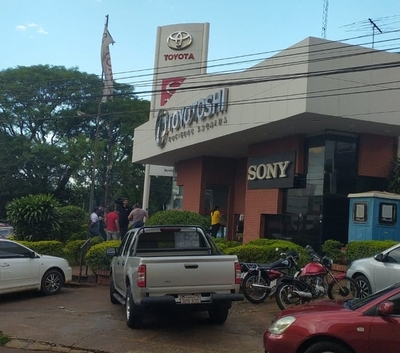Asaltan local de venta de vehículos en CDE