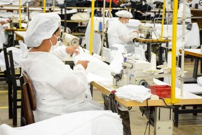 Industria textil, golpeada por la “profesión” del contrabando - Nacionales - ABC Color