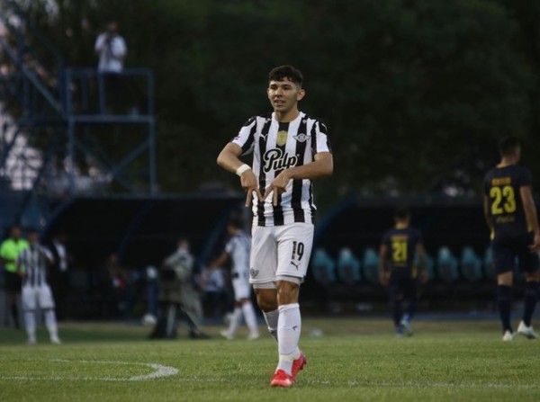 Libertad es el primer semifinalista - APF