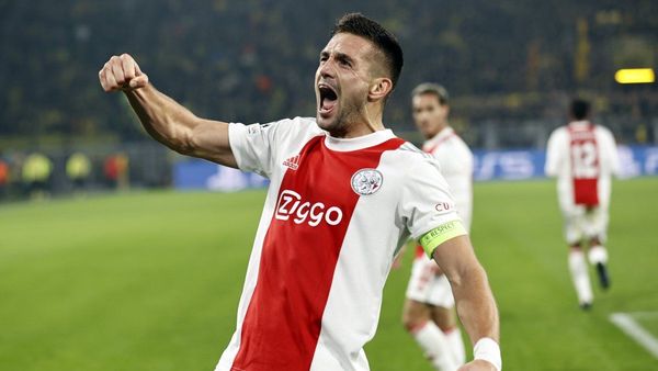 Ajax se clasifica a octavos de final