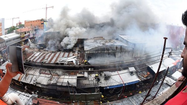 Incendio vuelve a encender la alerta del Mercado 4 como "bomba de tiempo"
