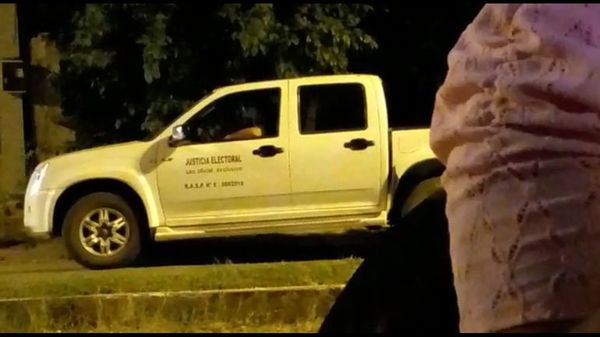 Graban a una mujer comprando cerveza en móvil del TSJE - Nacionales - ABC Color