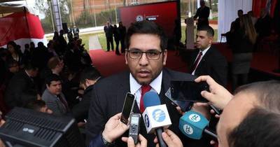 La Nación / Diputados reeligen a Miguel Godoy como defensor del Pueblo