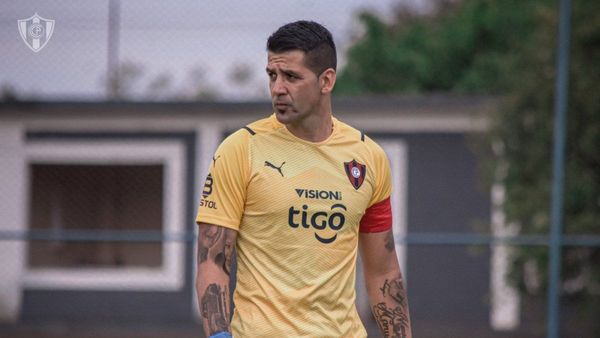 Rodrigo Muñoz, uno de los contratos a evaluar en Cerro