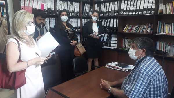 El equipo de transición impide cierre de Comuna de Minga Guazú - La Clave