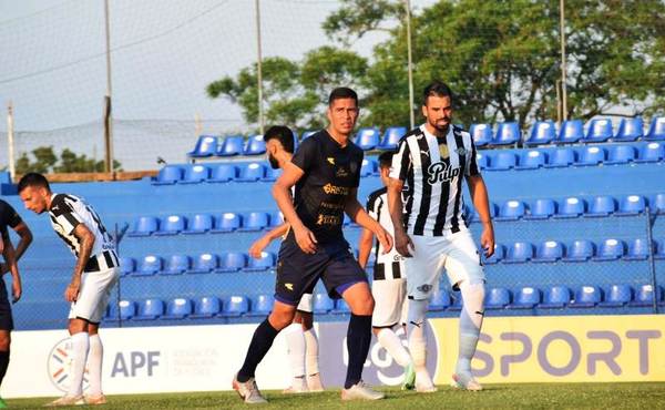 Libertad y Tembetary a semifinales de la Copa Paraguay •