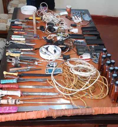Ministerio de Justicia incauta numerosos objetos prohibidos en cárcel de Pedro Juan Caballero - .::Agencia IP::.