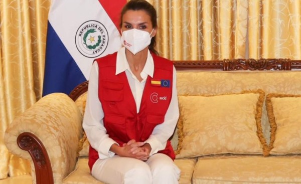Reina Letizia de España completa hoy una intensa agenda en Paraguay