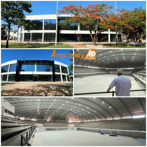 Autoridades de la Municipalidad verifican construcción del nuevo estadio municipal
