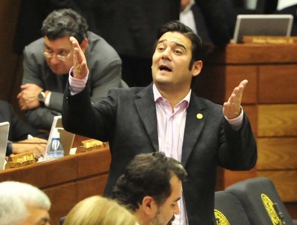 Buzarquis trató de “vendedor de indulgencias” al Arzobispo Edmundo Valenzuela - Megacadena — Últimas Noticias de Paraguay