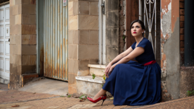Daisy Lombardo presenta el show en vivo “Canción de esquina”, un homenaje a Homero Expósito, en el Teatro Agustín Barrios del Centro Paraguayo Japonés - El Independiente