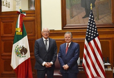 Embajador de EE.UU. y Gobierno mexicano dialogan sobre reforma energética - MarketData