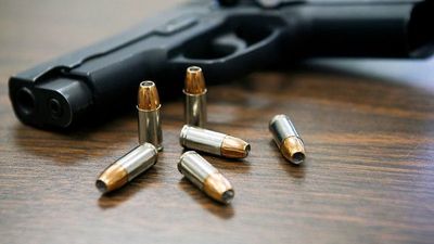 Balean a recolectora de latitas en PJC: se hizo de la muerta para que dejen de dispararle