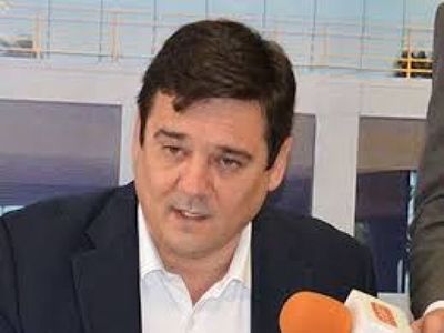 Buzarquis trató de “vendedor de indulgencias” al Arzobispo Edmundo Valenzuela