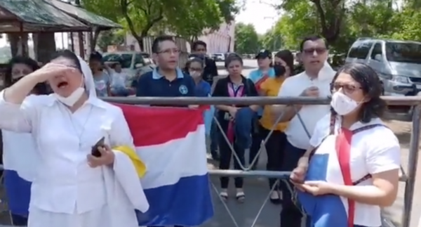 Diario HOY | Monjas dicen que Víctor Ríos representa muerte, matrimonio gay y aborto
