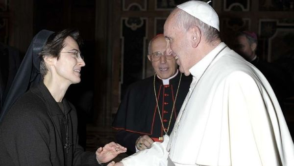 Raffaella Petrini, la primera mujer en la historia nombrada por el Papa como la cabeza del Governatorato
