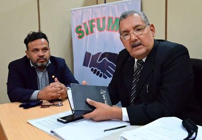 Sindicalistas del MIC denuncian que Castiglioni viola contrato colectivo - Nacionales - ABC Color