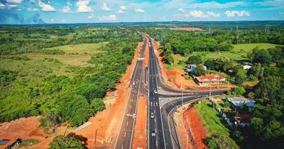 La Nación / Duplicación de la ruta PY02 con 68% de avance: habilitan tramo al tráfico de Coronel Oviedo y Caaguazú