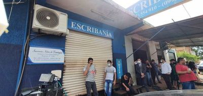 Asesinan a un policía en el interior de una escribanía - ABC en el Este - ABC Color
